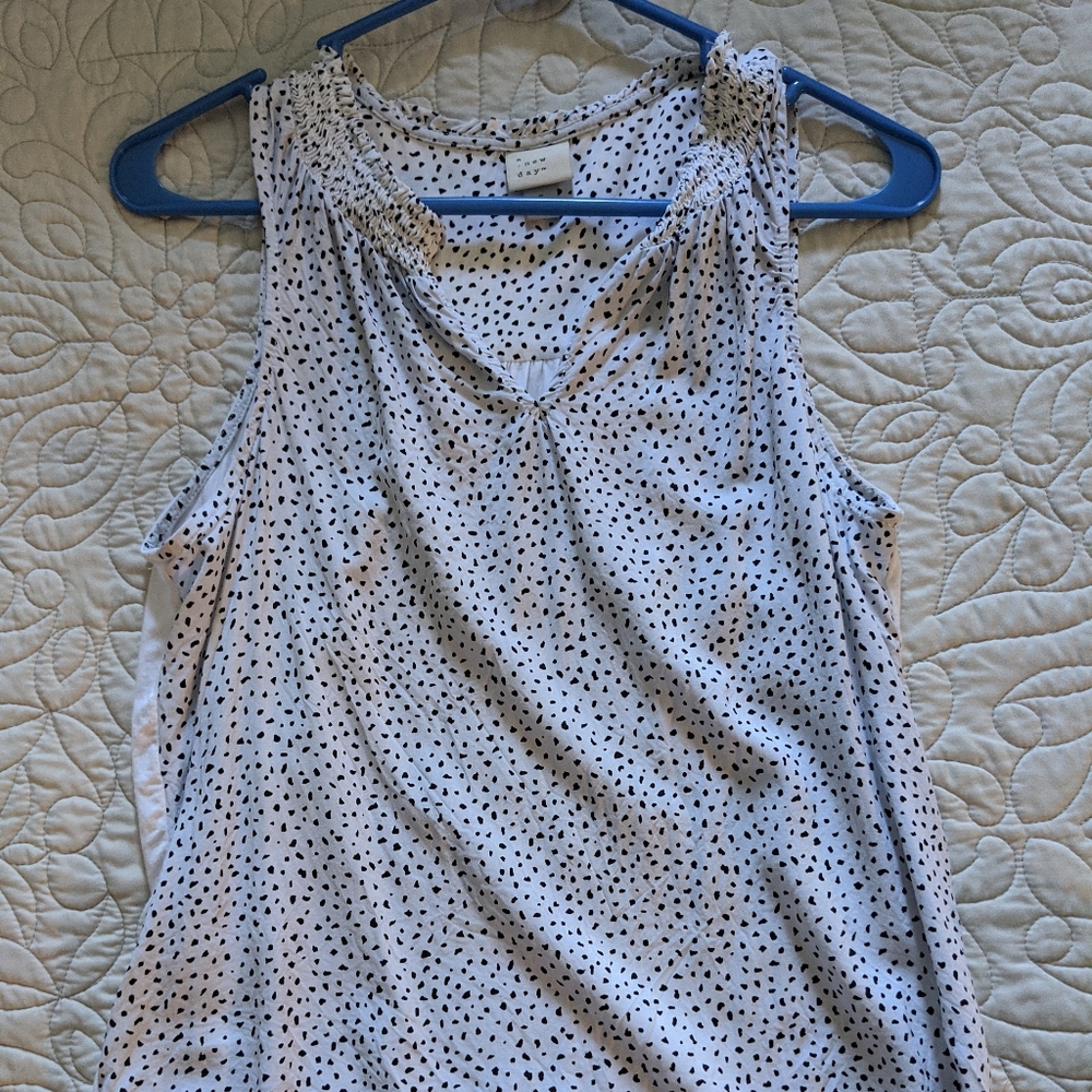 SLEEVELESS DALMATIAN BLOUSE - A NEW DAY